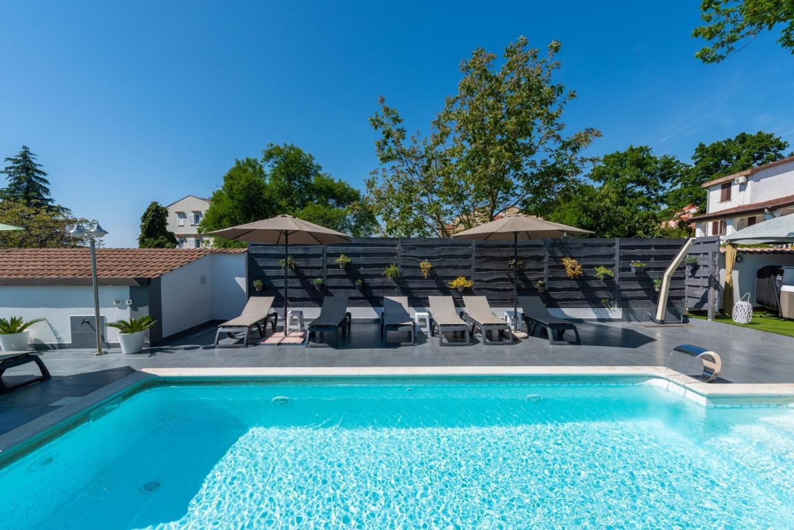 In With Terrace, Air Conditioning, Wifi, Washing Machine Poreč